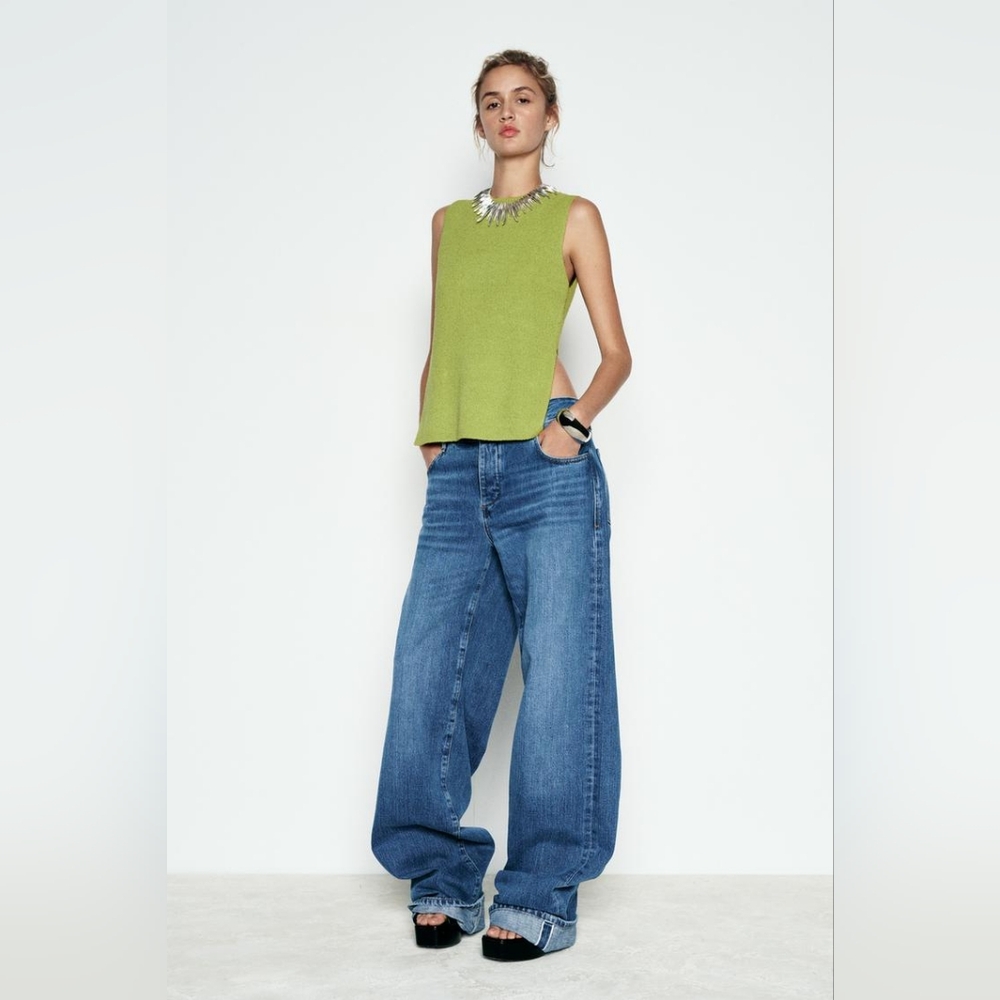 ZARA BASIC KNIT HALTER TOP WITH BACK BUTTONS MEDIUM CHARTREUSE